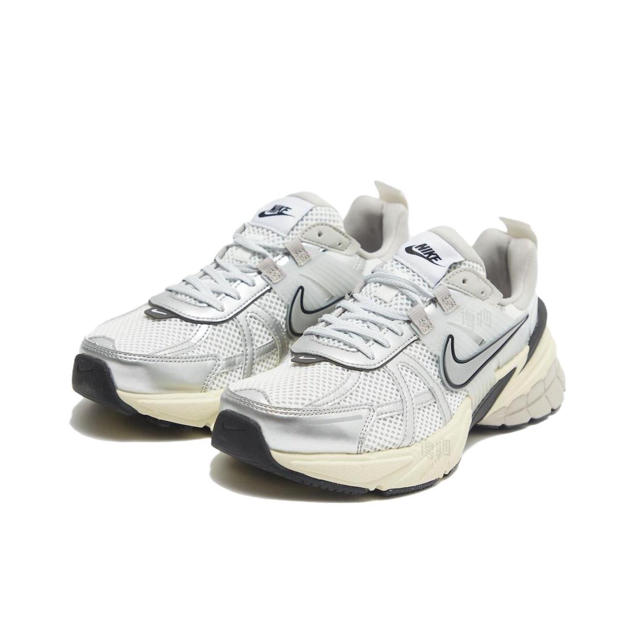 Women Shoes Running Nike - Кроссовки Nike V2K Run, стильные, яркие