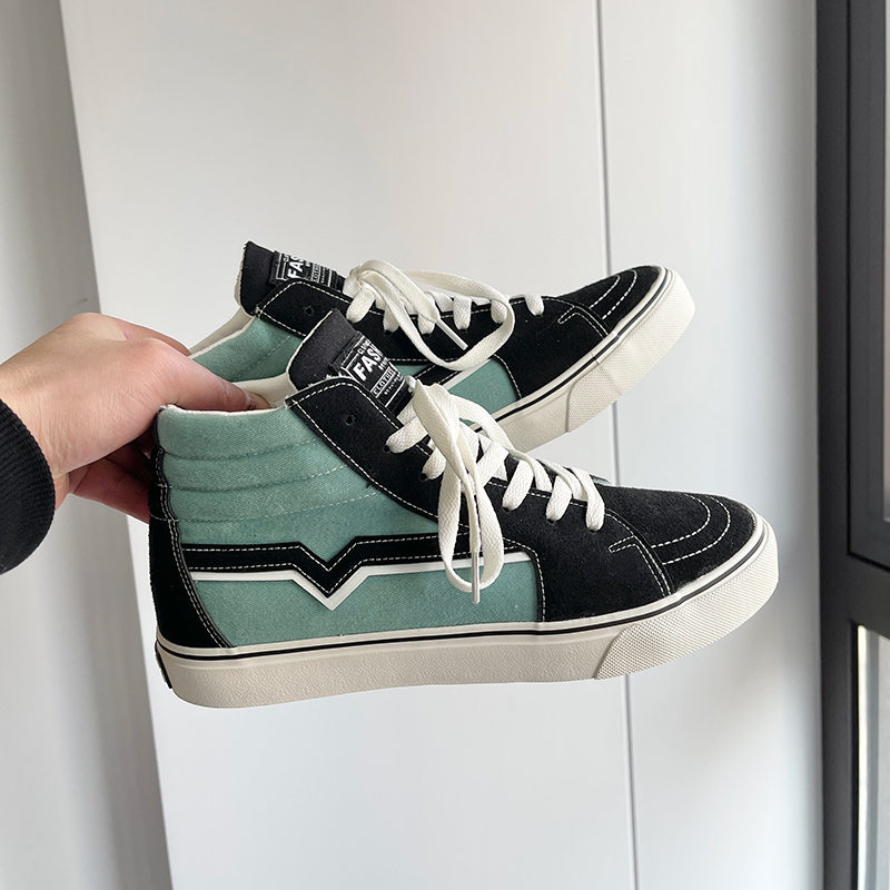 Ретро-кроссовки на высокой под – обзор и цена Vans Shoes Authentic