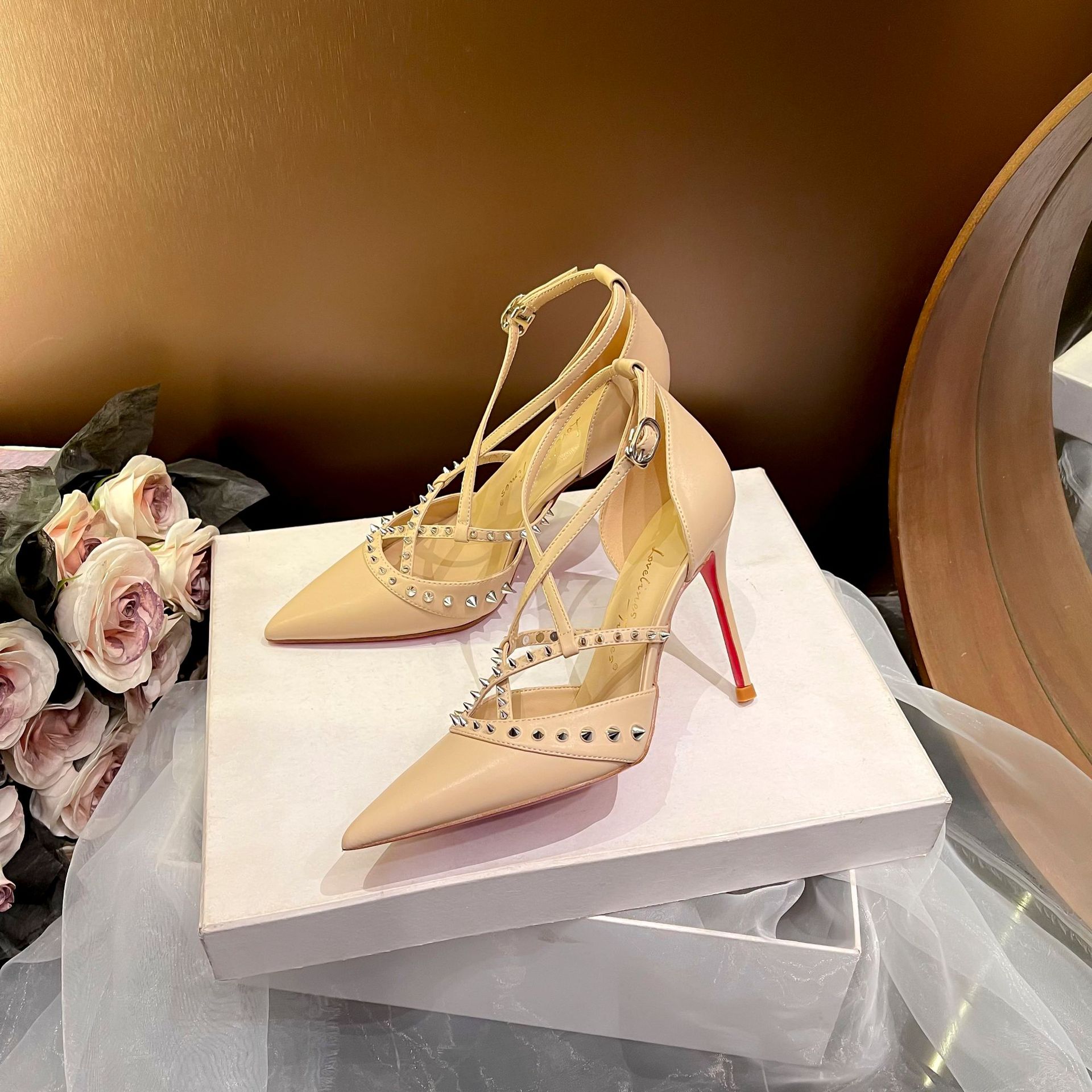 Женская обувь в стиле ретро, с – обзор и цена Women Shoes Black